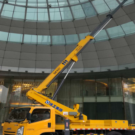 平泉附近高空作业车租赁｜安全设备租赁｜高空安装|工程定制化方案｜亿立达设备租赁